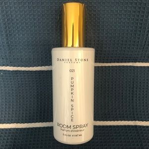 Daniel Stone Pumpkin Spice Room Spray
